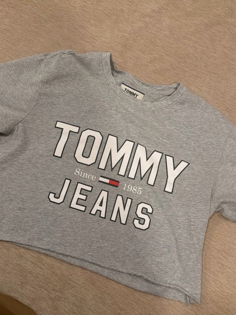 Tommy Hilfiger Grey 'Tommy Jeans' Logo Tee